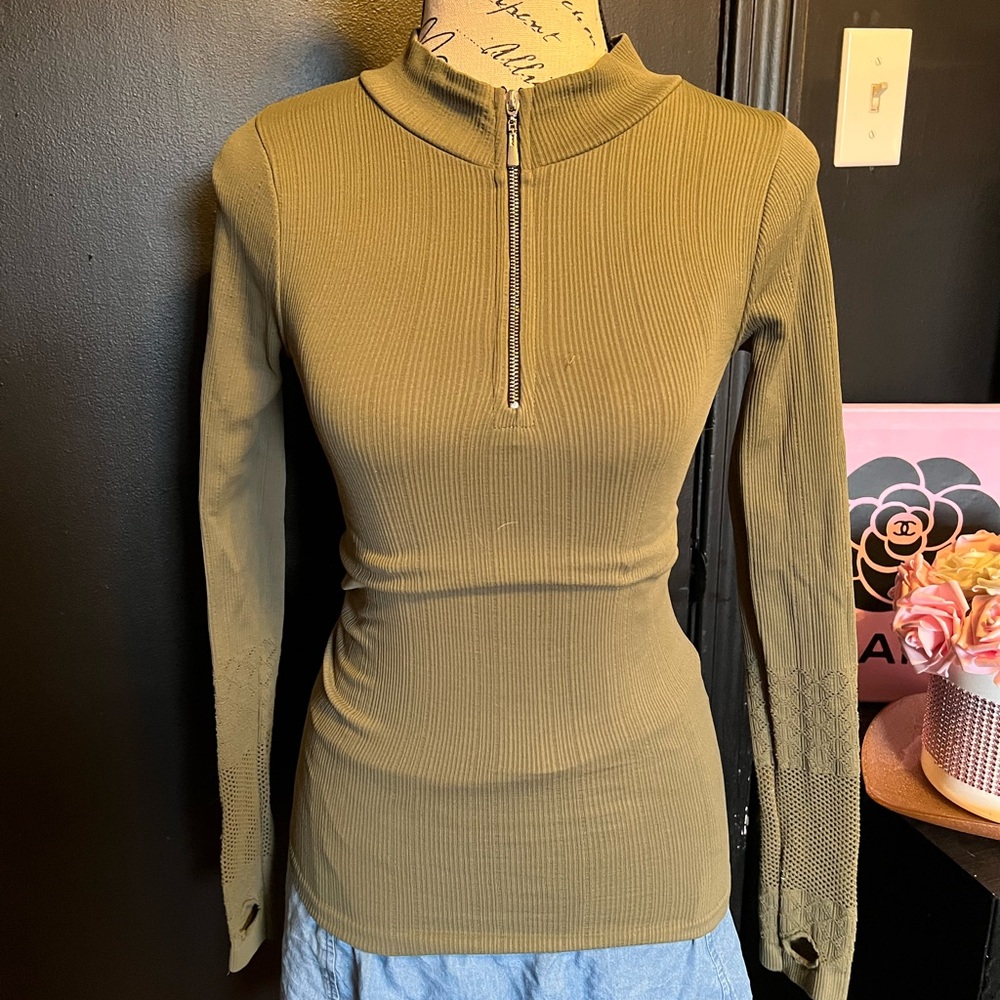 Free people movement top